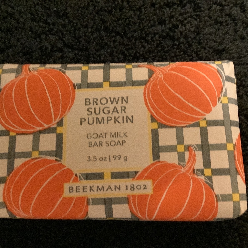 Beekman 1802 brown sugar pumpkin goat milk bar soap. 3:5 oz.